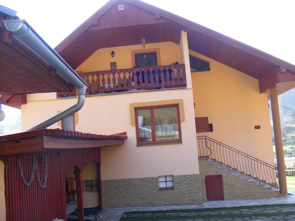 Apartamento Domino Korytné Exterior foto