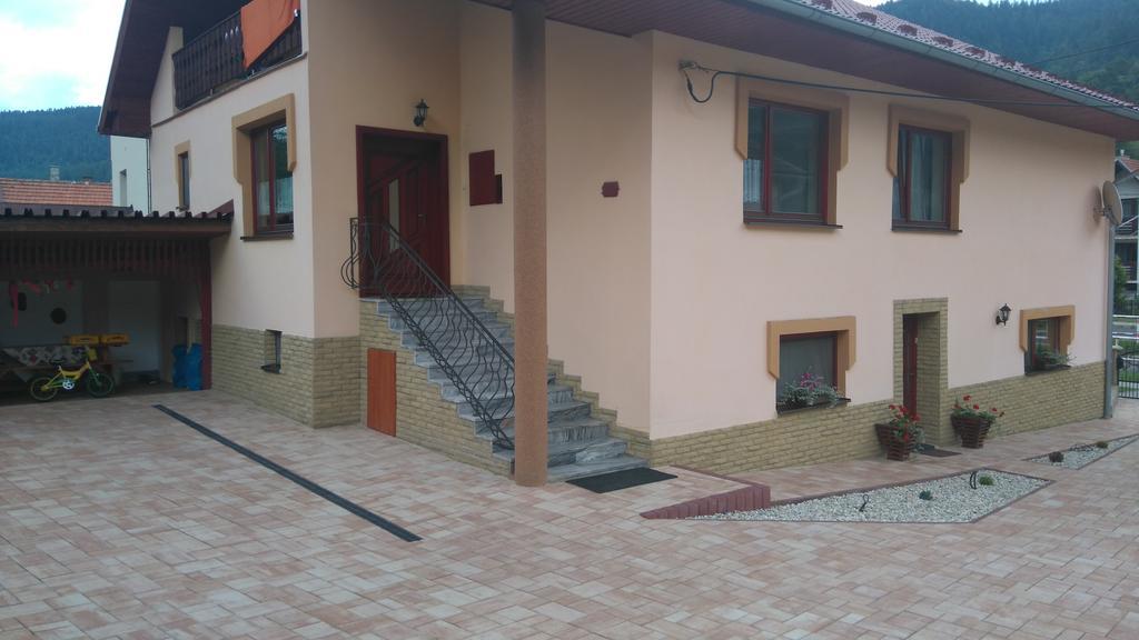 Apartamento Domino Korytné Exterior foto
