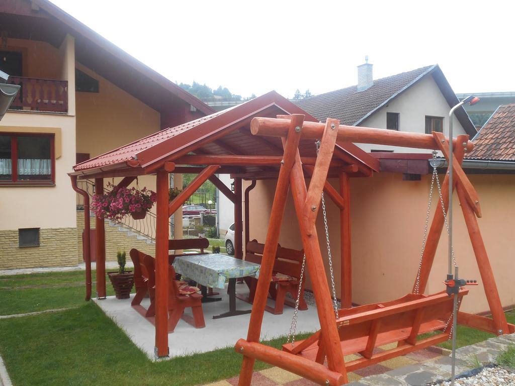 Apartamento Domino Korytné Exterior foto
