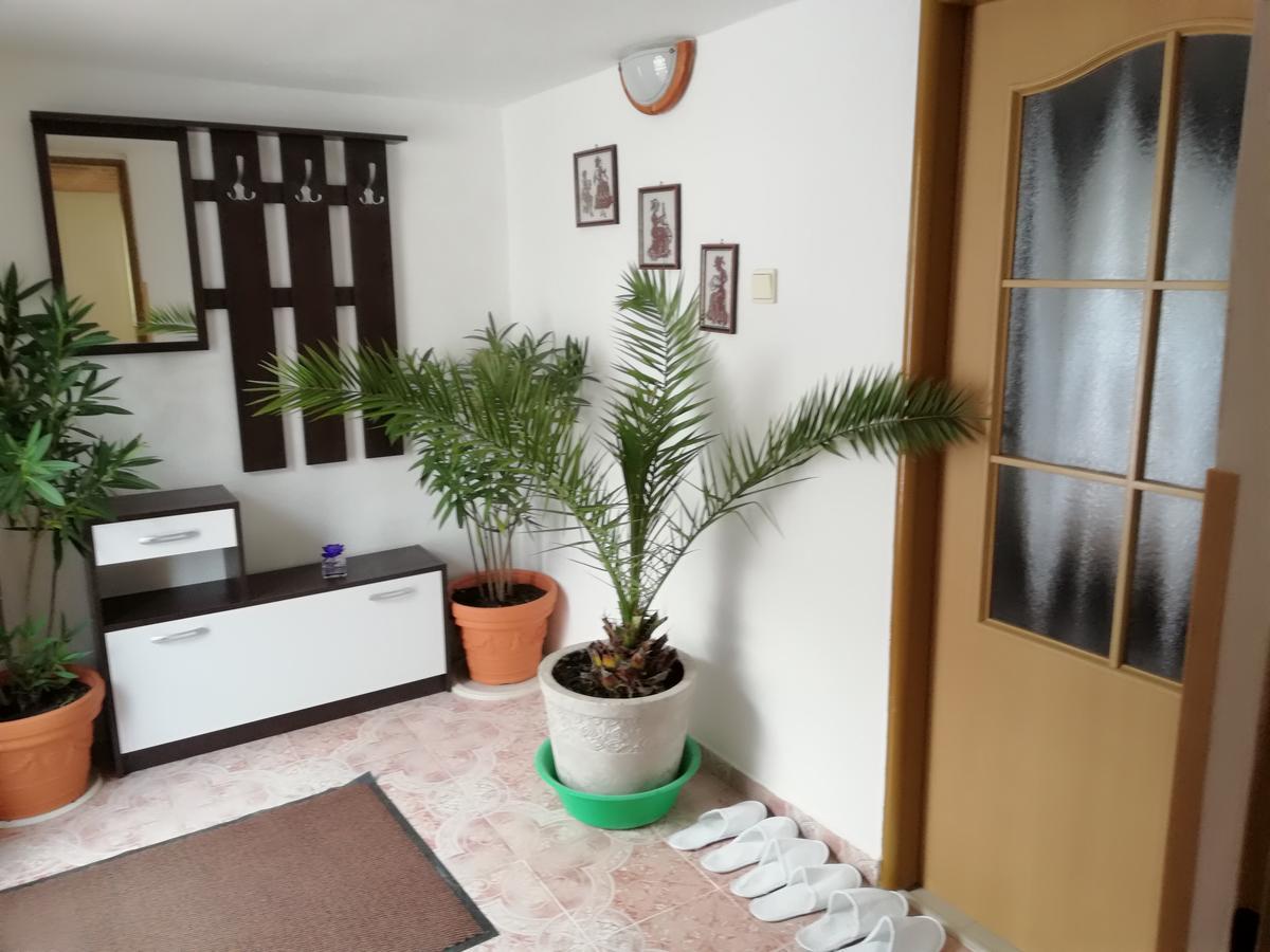 Apartamento Domino Korytné Exterior foto