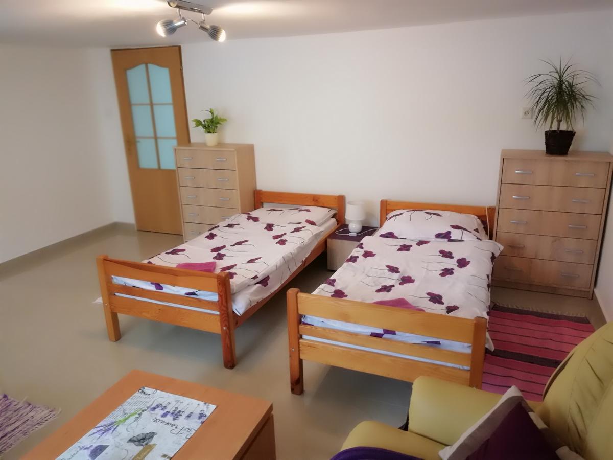 Apartamento Domino Korytné Exterior foto